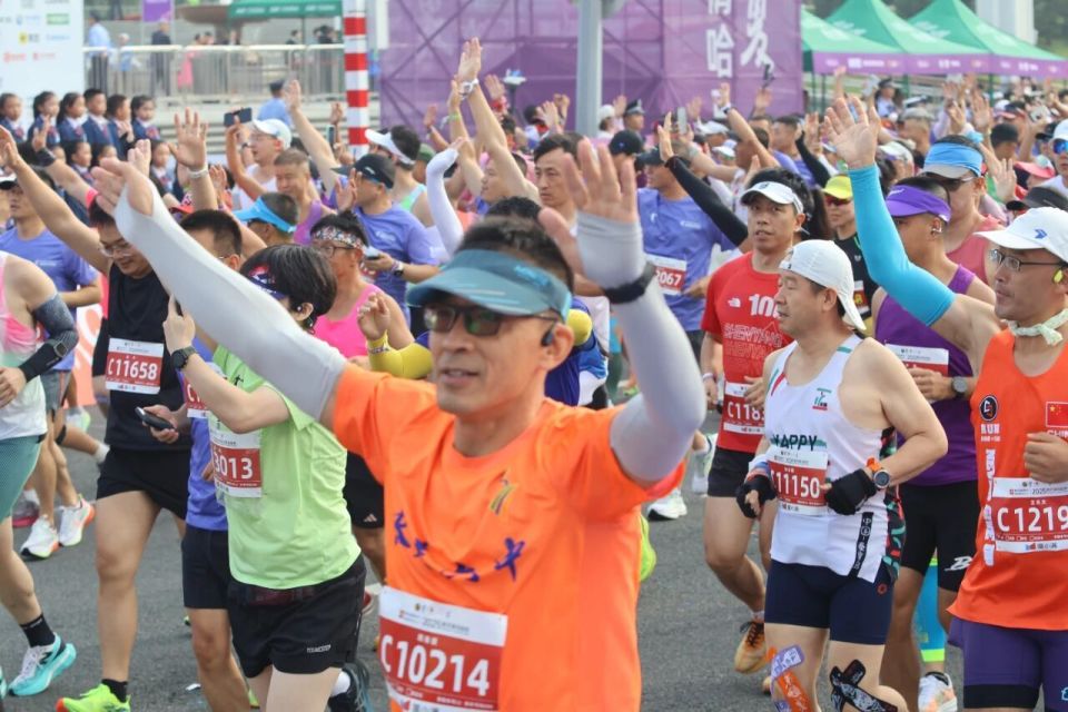 rSxXK, 乐的海洋, om